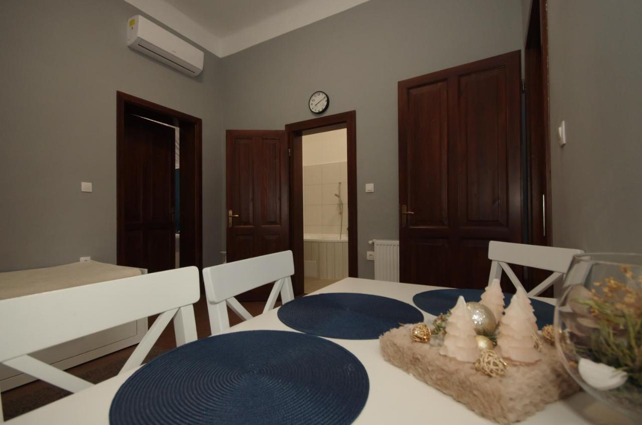 Villa Rusztika Gyula Bagian luar foto